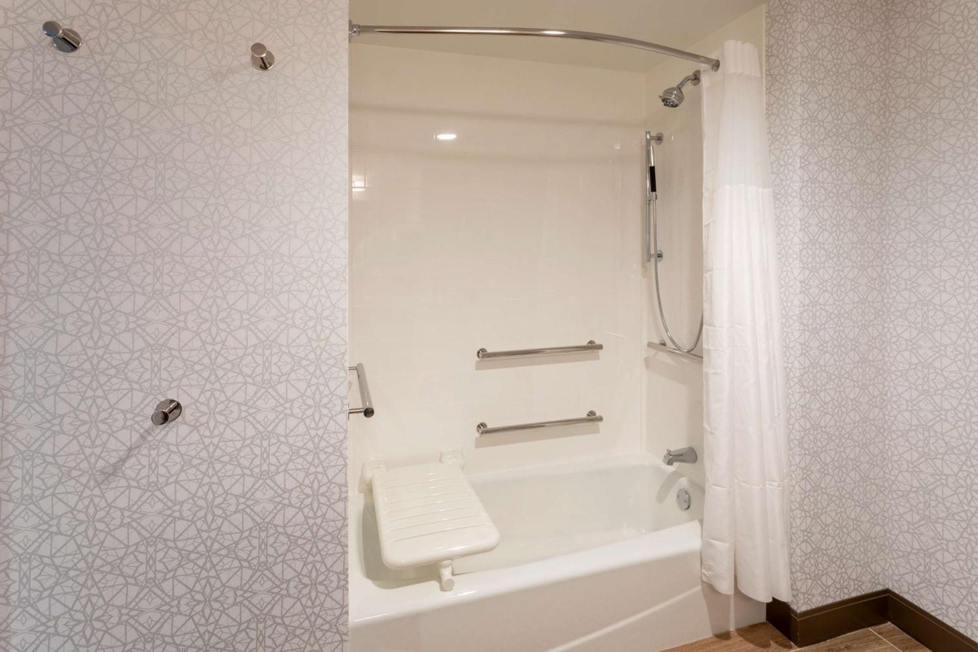 Hampton Inn Eden Prairie Minneapolis المظهر الخارجي الصورة