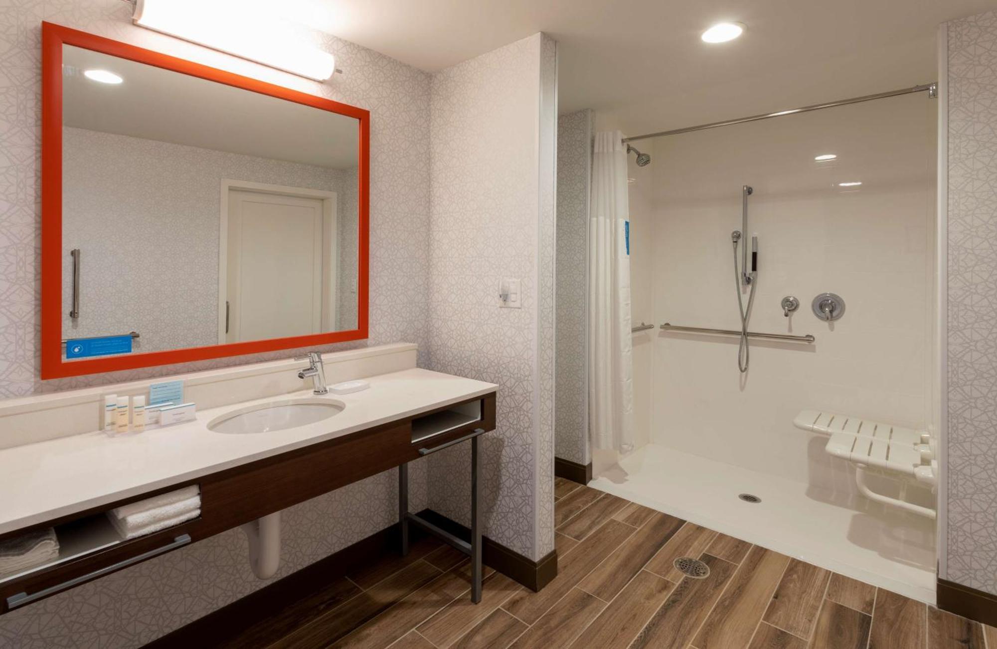 Hampton Inn Eden Prairie Minneapolis المظهر الخارجي الصورة