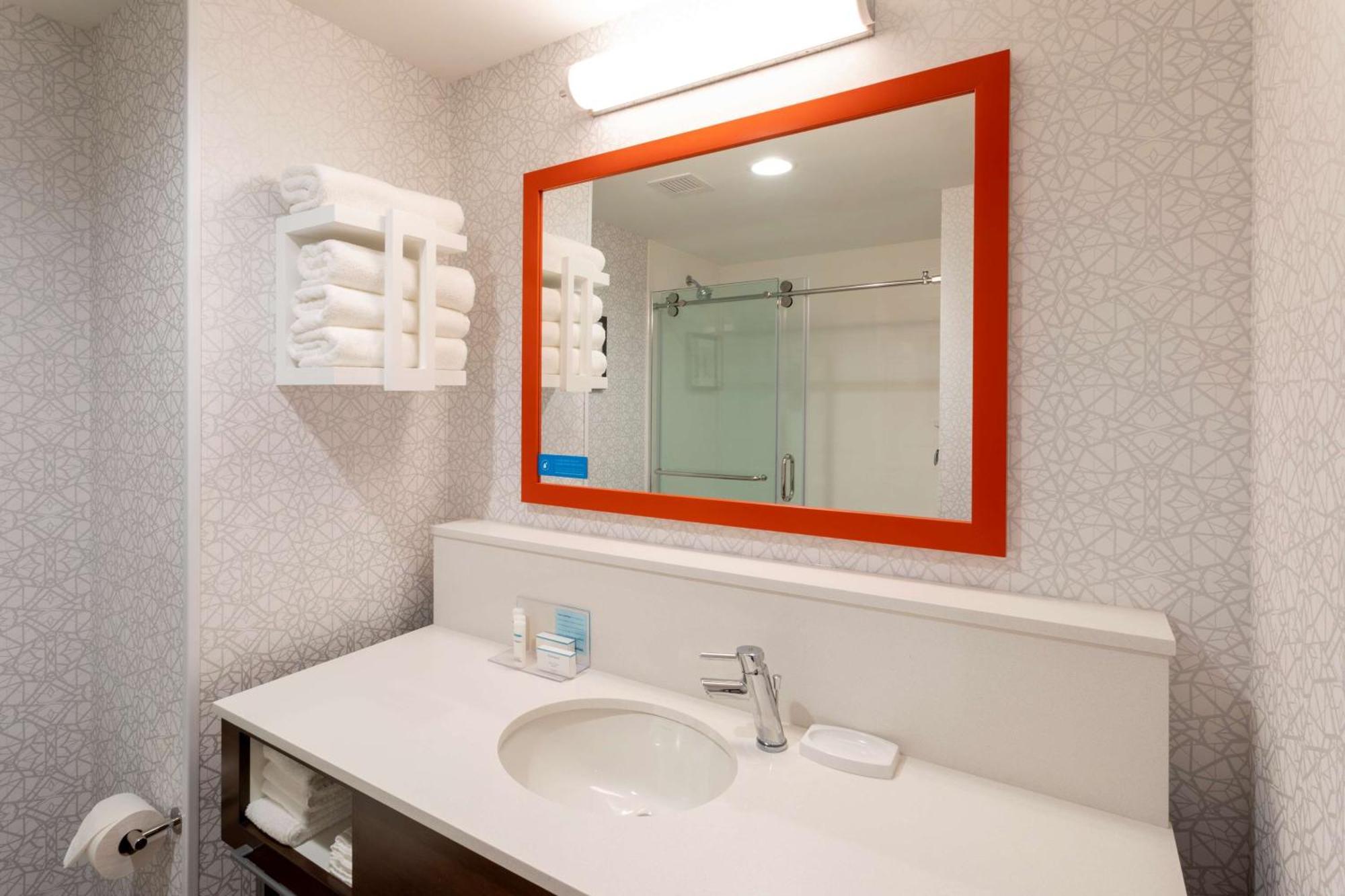 Hampton Inn Eden Prairie Minneapolis المظهر الخارجي الصورة